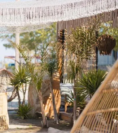 Nikolas House * Vlorë