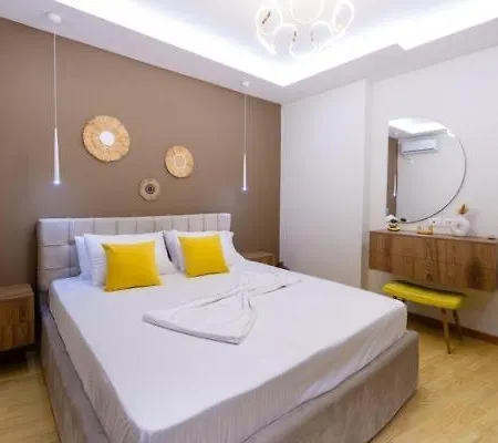 Nikolas House Vlorë