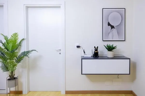 Nikolas House Avlonya